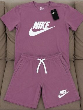 Nike pink shorts set